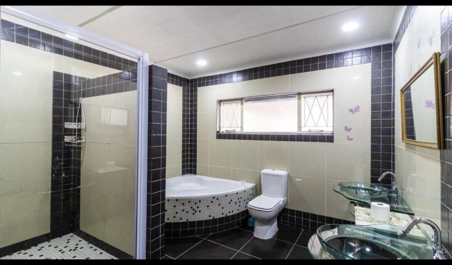 4 Bedroom Property for Sale in King Williams Town Central Eastern Cape